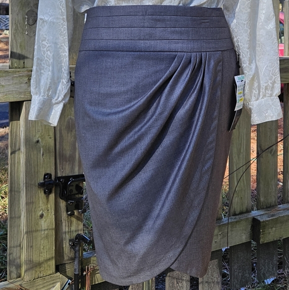 NWT!!! Katherine Barclay Skirt Size 6 - Picture 1 of 6